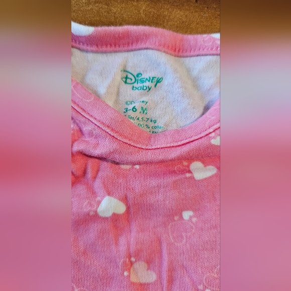 Disney Baby 3-6 months body suit onesie pyjama pink and white Cute Heart pattern - Picture 3 of 3